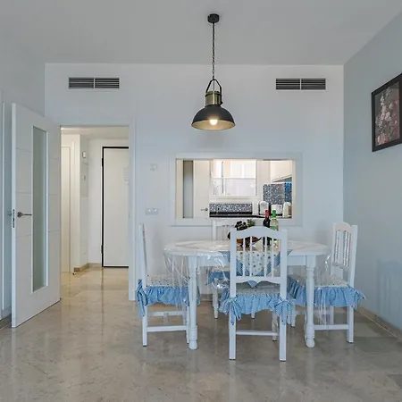 Santiago Astalavista Sea View *