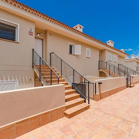 Santiago Astalavista Sea View *