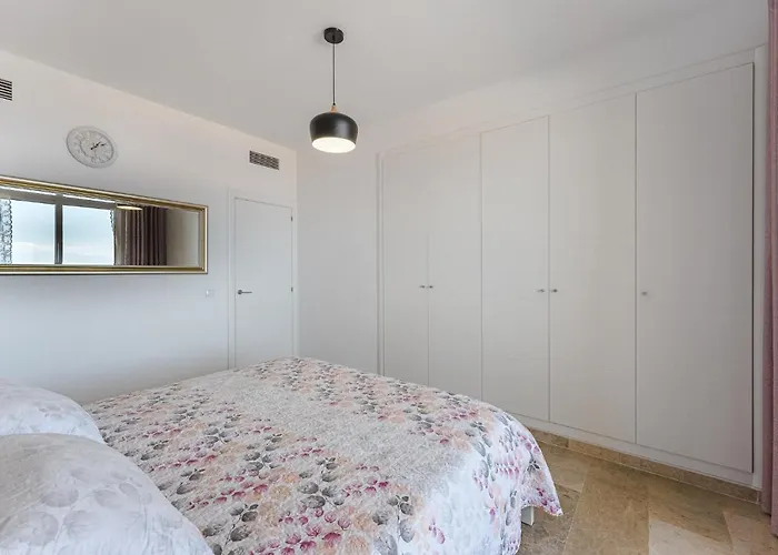 Santiago Astalavista Sea View